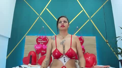 Luna online show from February 15, 2025, 2:55 pm