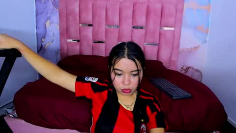 Luna  online show from January 25, 2025, 3:30 pm