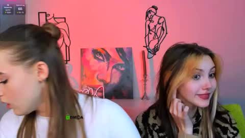 Luna online show from October 9, 2025, 7:12 pm