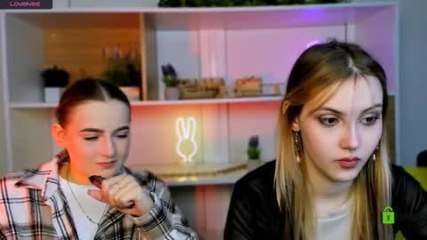 Luna online show from November 13, 2025, 5:50 am