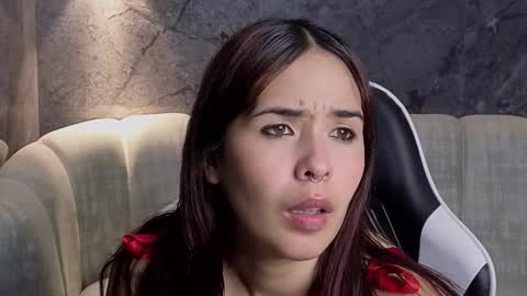 Snapshot of luna_tx_ chatting on October 25, 2025, 8:14 pm Live 1500am 2100pm COLOMBIAN HOUR online show from October 25, 2025, 8:14 pm