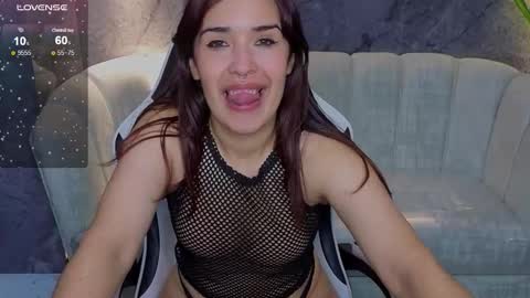 Snapshot of luna_tx_ chatting on October 29, 2025, 1:24 pm Live 1500am 2100pm COLOMBIAN HOUR online show from October 29, 2025, 1:24 pm