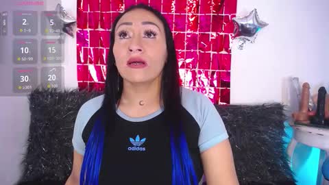 luna_vitihot online show from September 27, 2025, 11:37 am