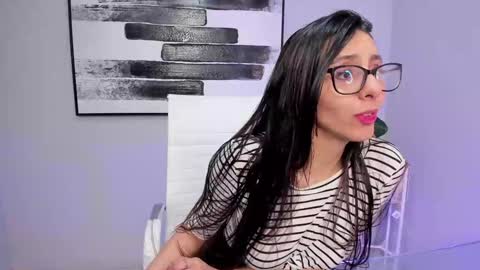 luna online show from January 27, 2025, 6:09 pm