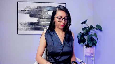 luna online show from January 29, 2025, 12:56 pm