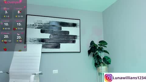 luna online show from February 20, 2025, 3:52 pm