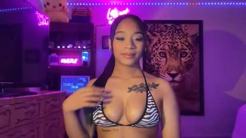 Snapshot of lunaa_11 chatting on May 6, 2026, 6:52 am lunaa_11 online show from May 6, 2026, 6:52 am