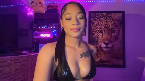 Snapshot of lunaa_11 chatting on May 7, 2026, 5:13 am lunaa_11 online show from May 7, 2026, 5:13 am