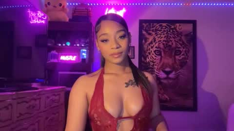 Snapshot of lunaa_11 chatting on May 8, 2026, 4:51 am lunaa_11 online show from May 8, 2026, 4:51 am