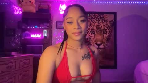 Snapshot of lunaa_11 chatting on May 20, 2026, 5:46 am lunaa_11 online show from May 20, 2026, 5:46 am