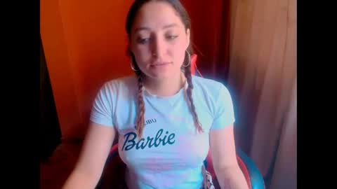 lunaa_m_ online show from March 26, 2026, 3:06 pm