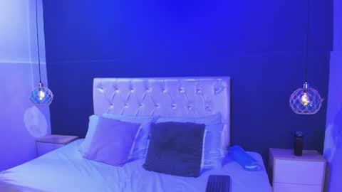 lunaa_velvett online show from November 1, 2025, 11:23 am