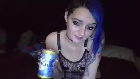 Snapshot of lunaandstigmata chatting on January 19, 2025, 12:17 am lunaandstigmata online show from January 19, 2025, 12:17 am