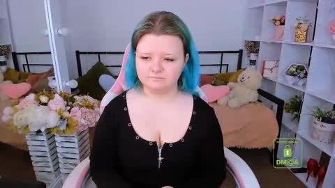 Luna online show from March 3, 2026, 6:41 am