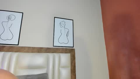 Luna Aspen online show from September 20, 2025, 5:58 pm