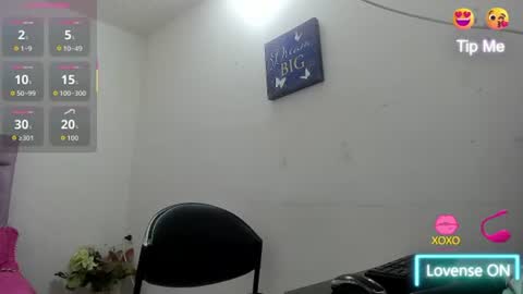 lunabrillante1972 online show from June 23, 2026, 7:17 am