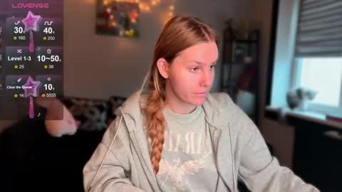 Britney online show from December 16, 2025, 7:46 am