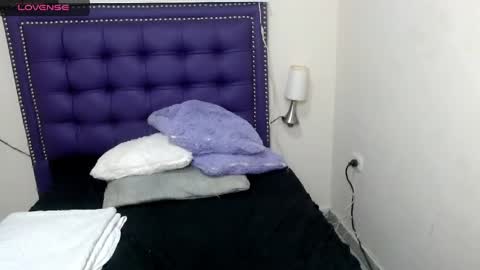 Snapshot of lunadread chatting on April 26, 2026, 10:40 pm Luna Dread online show from April 26, 2026, 10:40 pm