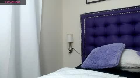 Snapshot of lunadread chatting on May 3, 2026, 12:16 am Luna Dread online show from May 3, 2026, 12:16 am