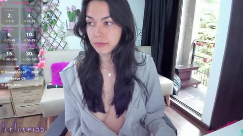 Luna online show from January 9, 2025, 12:19 pm