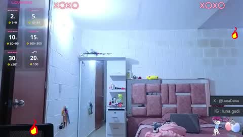 Luna online show from October 25, 2025, 10:12 am