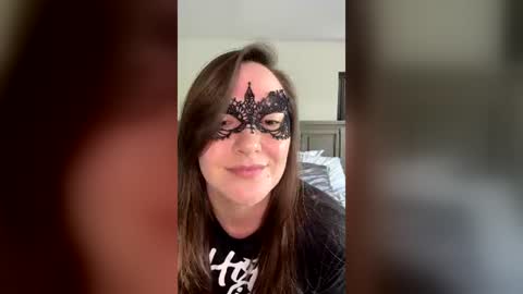 Snapshot of lunahluxx chatting on July 2, 2026, 7:20 pm lunahluxx online show from July 2, 2026, 7:20 pm