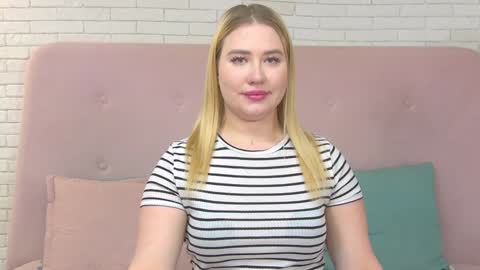 LunaHouston online show from January 14, 2025, 4:18 pm