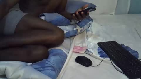 Snapshot of lunalove22_ chatting on September 14, 2025, 3:33 pm lunalove22_ online show from September 14, 2025, 3:33 pm