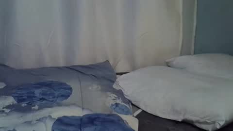 Snapshot of lunalove22_ chatting on September 15, 2025, 4:07 pm lunalove22_ online show from September 15, 2025, 4:07 pm