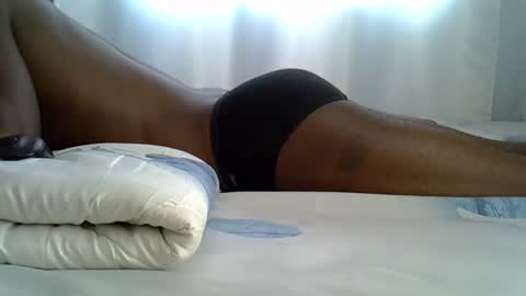 Snapshot of lunalove22_ chatting on October 16, 2025, 7:09 am lunalove22_ online show from October 16, 2025, 7:09 am