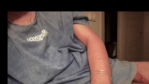 Snapshot of lunamalpica chatting on December 8, 2024, 10:03 pm LunaPica online show from December 8, 2024, 10:03 pm