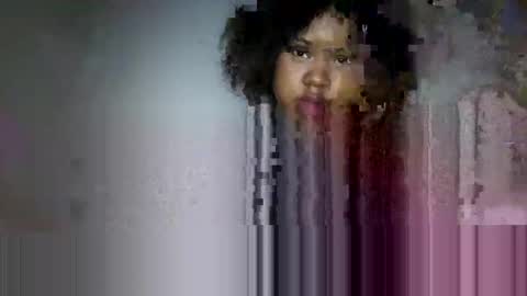 lunamoth00 online show from February 5, 2026, 9:41 pm