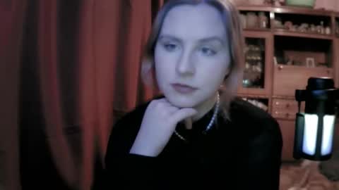 lunamystique_ online show from February 16, 2026, 6:59 pm