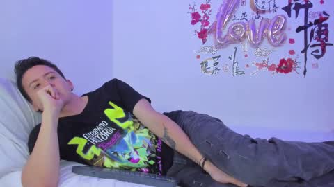 Luna Mendez  Andrew Cemar online show from March 5, 2025, 4:02 am