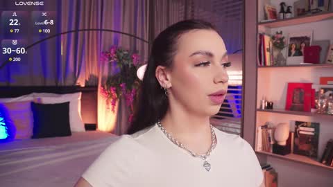 Luna  next streams Mon Fri Sat Sun 8pm-5am gmt0 online show from February 3, 2025, 8:46 pm