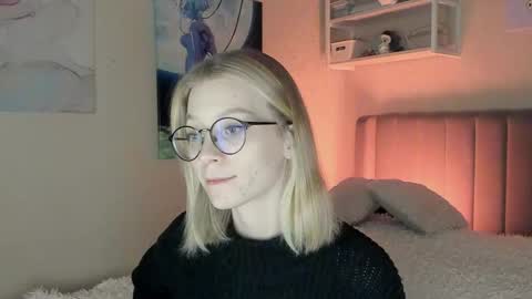 Sofia online show from November 11, 2025, 1:33 pm