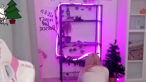 Kate online show from January 7, 2025, 1:59 am