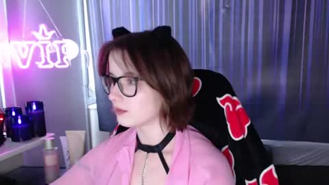 Snapshot of lunaxcherry chatting on July 13, 2026, 5:38 pm LunaXcherry online show from July 13, 2026, 5:38 pm