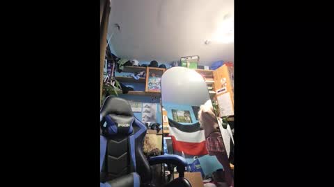 Snapshot of lunaxxxx97 chatting on March 21, 2026, 3:44 am LunaXXX online show from March 21, 2026, 3:44 am