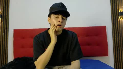 Snapshot of lunaydream chatting on April 30, 2026, 11:16 am lunaydream online show from April 30, 2026, 11:16 am