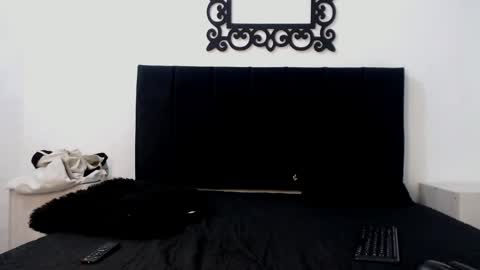 Snapshot of lunaydream chatting on May 20, 2026, 11:22 pm lunaydream online show from May 20, 2026, 11:22 pm