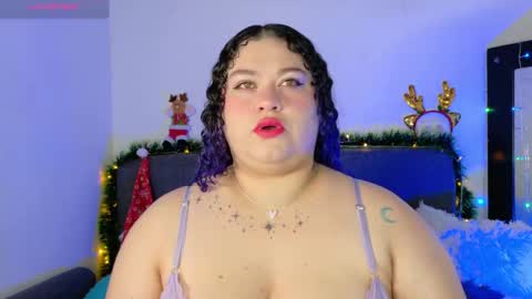 L U N I T A  online show from November 26, 2025, 3:18 am