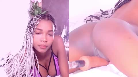 Snapshot of lunna_thomson chatting on October 5, 2025, 12:14 pm lunna online show from October 5, 2025, 12:14 pm