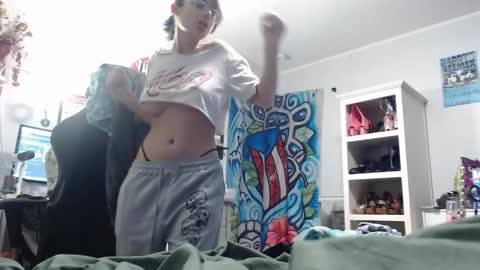 Lunobbione online show from October 16, 2025, 1:17 am