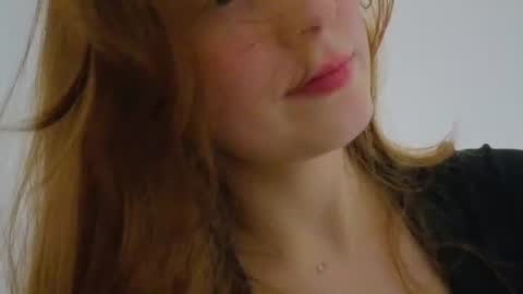 Snapshot of lunoria chatting on June 29, 2026, 11:16 pm lunoria online show from June 29, 2026, 11:16 pm