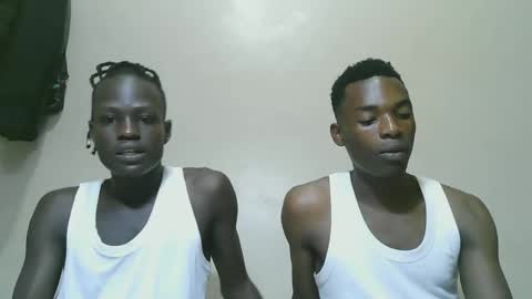 luoislove online show from November 11, 2025, 7:14 pm