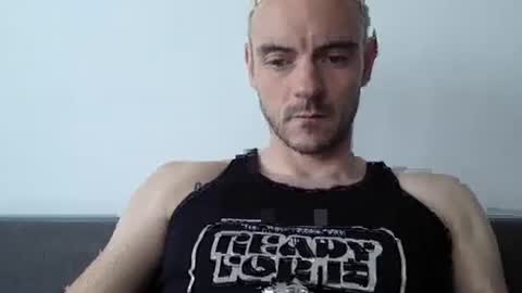 Snapshot of lupine_666 chatting on September 15, 2025, 11:43 am Lupine online show from September 15, 2025, 11:43 am