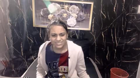 Snapshot of luscious_lexy chatting on August 4, 2026, 5:10 am luscious_lexy online show from August 4, 2026, 5:10 am