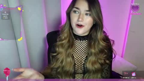 Snapshot of lushlolly chatting on September 17, 2025, 3:41 am lushlolly online show from September 17, 2025, 3:41 am