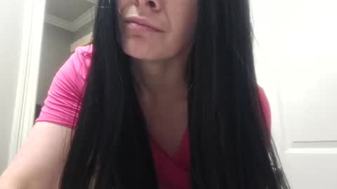 Snapshot of lushuslipss chatting on December 22, 2024, 4:50 am LushusLucy KikiTHEBae online show from December 22, 2024, 4:50 am